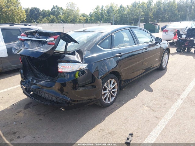 45822061 :رقم المزاد ، 3FA6P0LUXHR301199 vin ، 2017 Ford Fusion Hybrid Se مزاد بيع