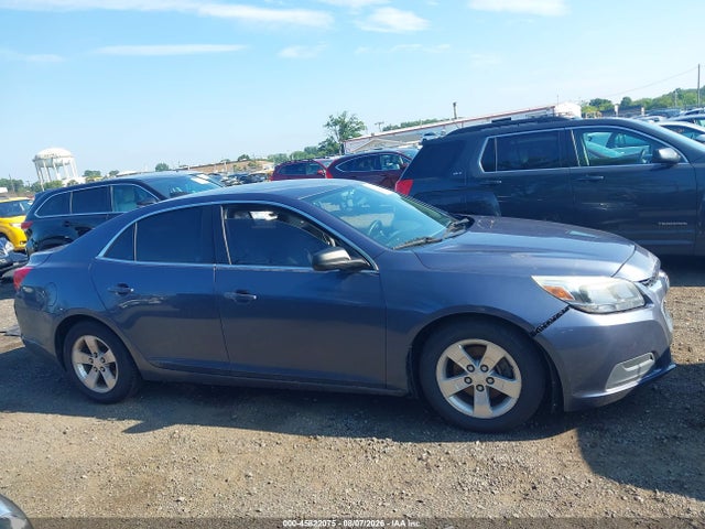 2015 Chevrolet Malibu 1fl მანქანა იყიდება აუქციონზე, vin: 1G11A5SL7FF267995, აუქციონის ნომერი: 45822075