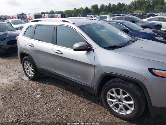 2017 Jeep Cherokee Latitude მანქანა იყიდება აუქციონზე, vin: 1C4PJMCS6HW595493, აუქციონის ნომერი: 45822099