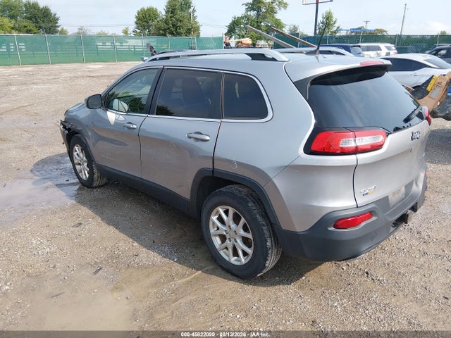 2017 Jeep Cherokee Latitude მანქანა იყიდება აუქციონზე, vin: 1C4PJMCS6HW595493, აუქციონის ნომერი: 45822099
