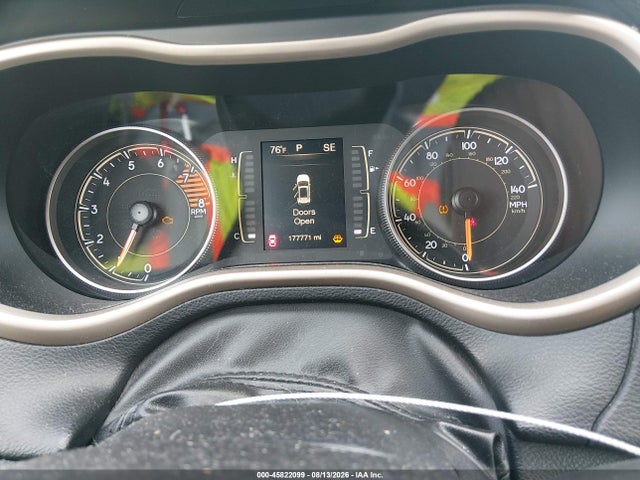 2017 Jeep Cherokee Latitude მანქანა იყიდება აუქციონზე, vin: 1C4PJMCS6HW595493, აუქციონის ნომერი: 45822099