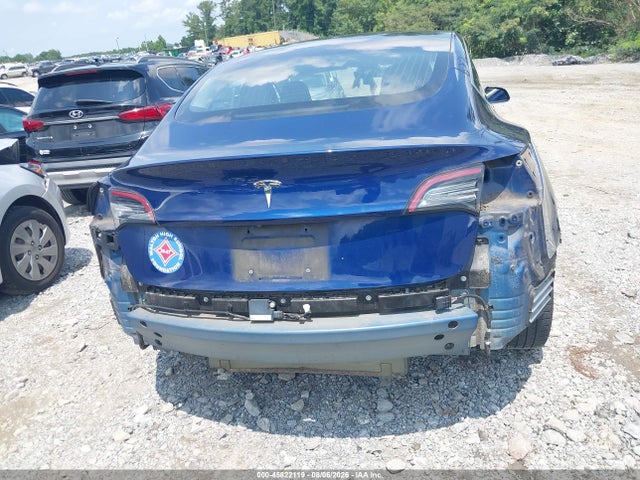 Tesla Model 3 Long Range/mid Range 2018 5YJ3E1EA1JF041567 Image 16