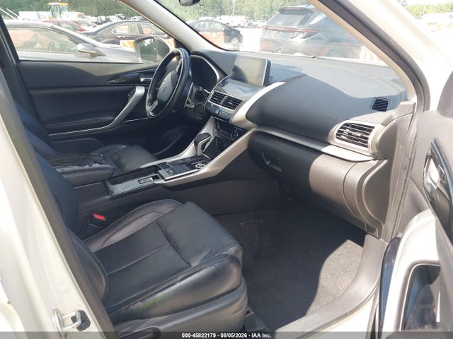 2018 Mitsubishi Eclipse Cross Sel მანქანა იყიდება აუქციონზე, vin: JA4AT5AA0JZ042210, აუქციონის ნომერი: 45822179