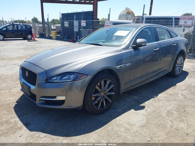 45822223 :رقم المزاد ، SAJWA1C72J8W15790 vin ، 2018 Jaguar Xj R-sport مزاد بيع
