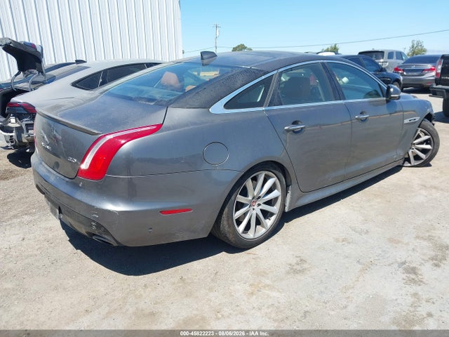 45822223 :رقم المزاد ، SAJWA1C72J8W15790 vin ، 2018 Jaguar Xj R-sport مزاد بيع