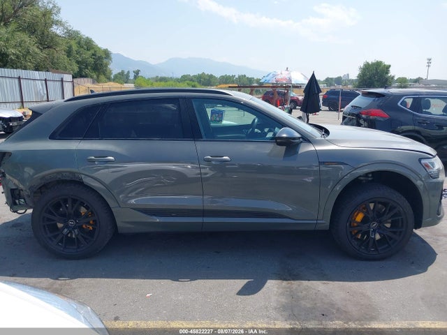 Продажа на аукционе авто 2023 Audi E-tron Premiumwe, vin: WA1VABGE8PB025270, номер лота: 45822227
