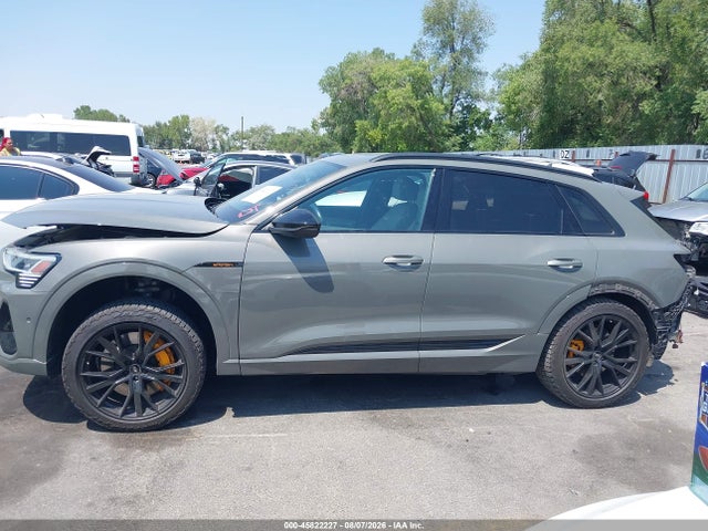 Продажа на аукционе авто 2023 Audi E-tron Premiumwe, vin: WA1VABGE8PB025270, номер лота: 45822227