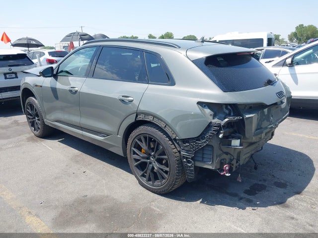 Продажа на аукционе авто 2023 Audi E-tron Premiumwe, vin: WA1VABGE8PB025270, номер лота: 45822227