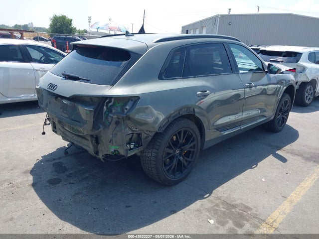 Продажа на аукционе авто 2023 Audi E-tron Premiumwe, vin: WA1VABGE8PB025270, номер лота: 45822227