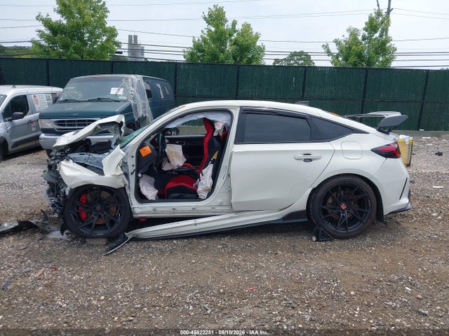 2023 Honda Civic Type R Touring მანქანა იყიდება აუქციონზე, vin: JHMFL5G42PX002002, აუქციონის ნომერი: 45822231