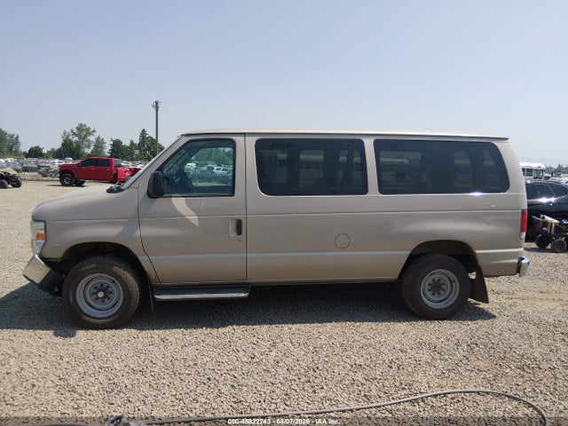 45822243 :رقم المزاد ، 1FBNE3BL4BDA96148 vin ، 2011 Ford E-350 Super Duty Xlt مزاد بيع