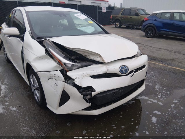 Продаж на аукціоні авто 2017 Toyota Prius Three, vin: JTDKARFU2H3034701, номер лоту: 45822274