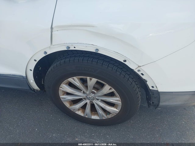 Продаж на аукціоні авто 2019 Volkswagen Tiguan 2.0t S, vin: 3VV1B7AX8KM042243, номер лоту: 45822311