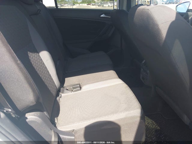 Продаж на аукціоні авто 2019 Volkswagen Tiguan 2.0t S, vin: 3VV1B7AX8KM042243, номер лоту: 45822311