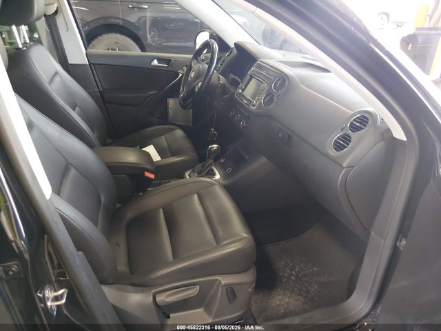 WVGBV3AX2EW568984 Volkswagen TIGUAN SE