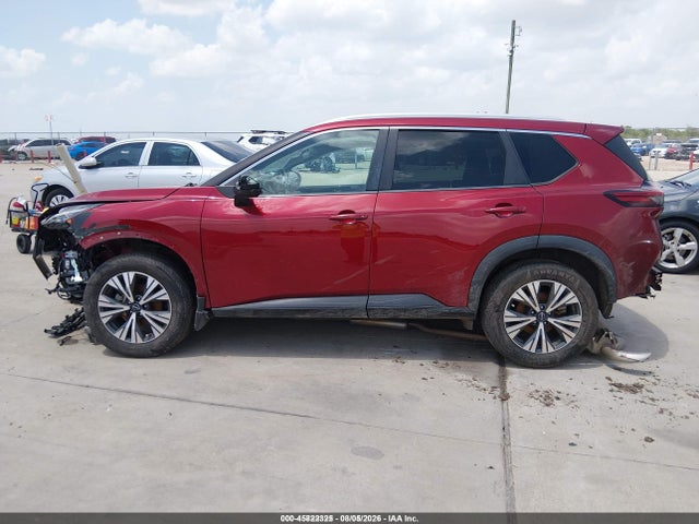 5N1BT3BB4NC729121 Nissan Rogue Sv Intelligent Awd
