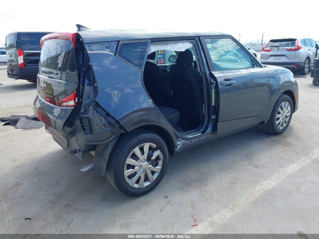 KIA SOUL LX 2022 KNDJ23AU4N7836734 Image 4