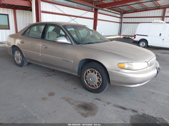 45822385 :رقم المزاد ، 2G4WS52J421273274 vin ، 2002 Buick Century Custom مزاد بيع