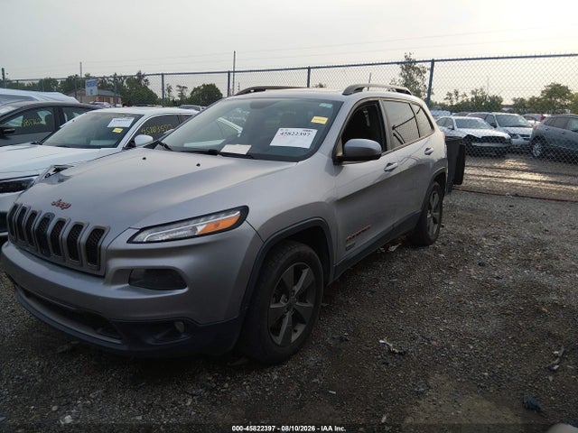 Продажа на аукционе авто 2017 Jeep Cherokee 75th Anniversary Edition, vin: 1C4PJMCS3HW520881, номер лота: 45822397