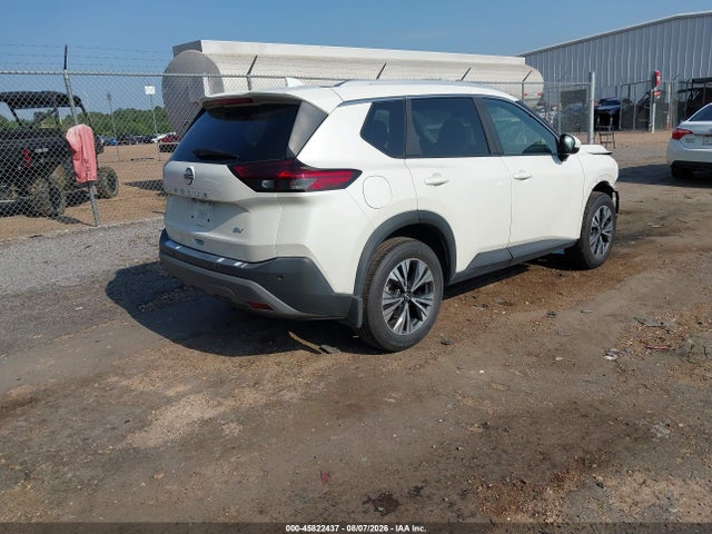 45822437 :رقم المزاد ، 5N1BT3BA2PC805946 vin ، 2023 Nissan Rogue Sv Fwd مزاد بيع