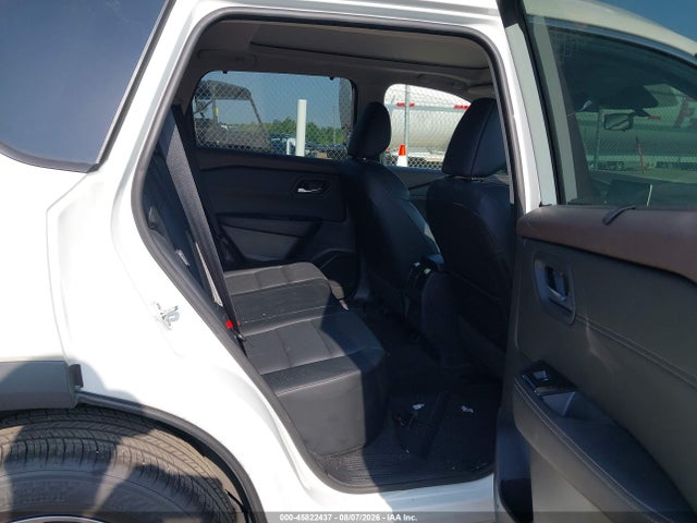 45822437 :رقم المزاد ، 5N1BT3BA2PC805946 vin ، 2023 Nissan Rogue Sv Fwd مزاد بيع