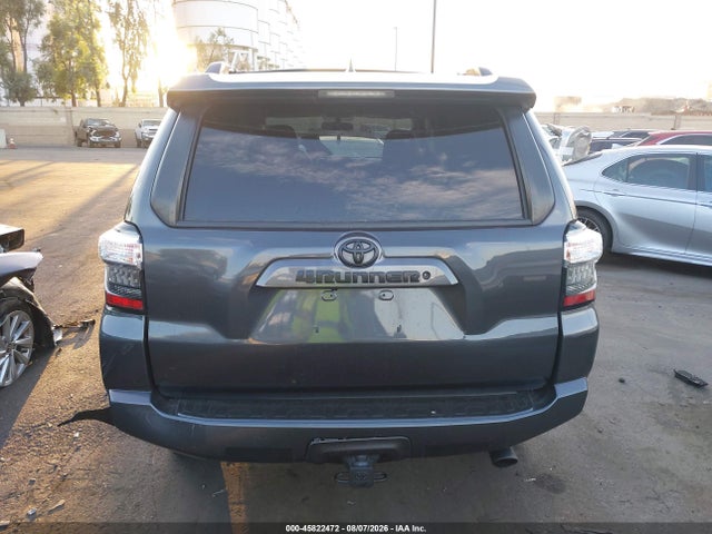 Toyota 4RUNNER SR5 2019 JTEBU5JR1K5664669 Image 17