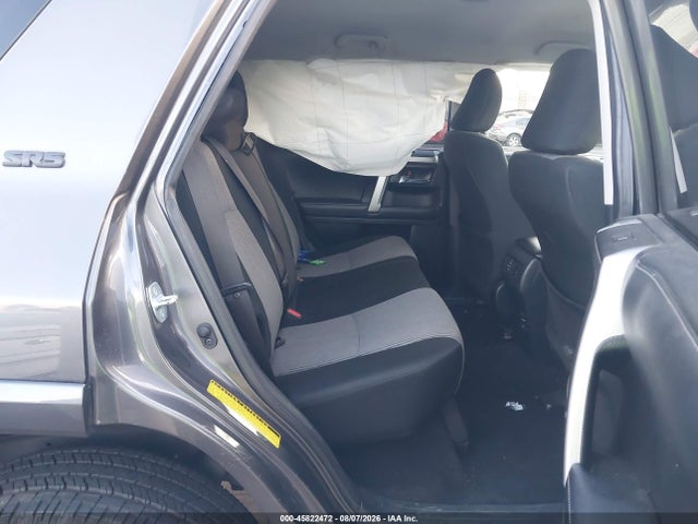 Toyota 4RUNNER SR5 2019 JTEBU5JR1K5664669 Image 8