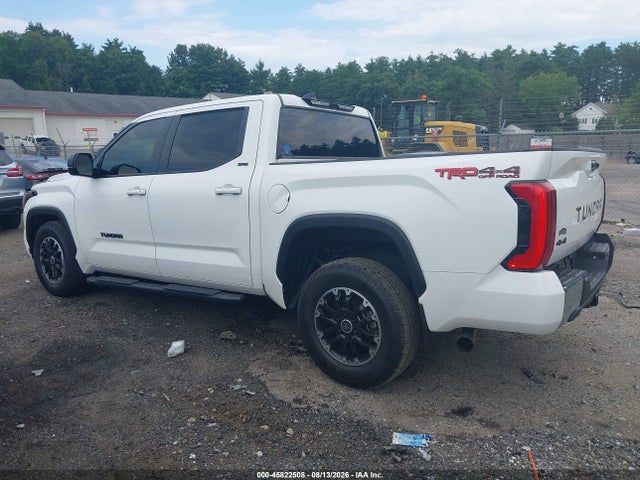 Продаж на аукціоні авто 2024 Toyota Tundra Sr5, vin: 5TFLA5DB7RX201658, номер лоту: 45822508