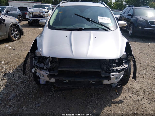 1FMCU9J93FUC66936 Ford Escape Titanium
