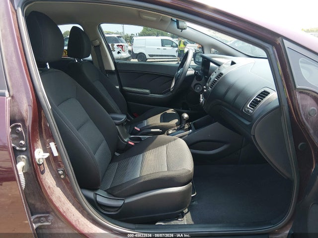 KIA FORTE LX 2017 3KPFK4A70HE047345 Image 5