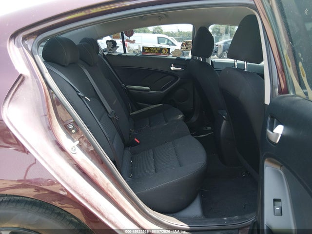 KIA FORTE LX 2017 3KPFK4A70HE047345 Image 8