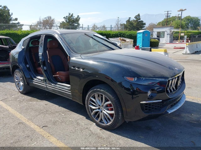 Продаж на аукціоні авто 2021 Maserati Levante S Granlusso, vin: ZN661YUL8MX365578, номер лоту: 45822552