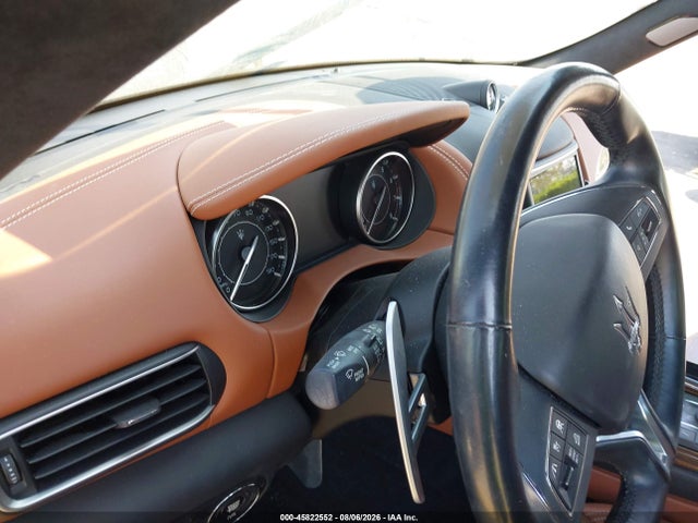 Продаж на аукціоні авто 2021 Maserati Levante S Granlusso, vin: ZN661YUL8MX365578, номер лоту: 45822552