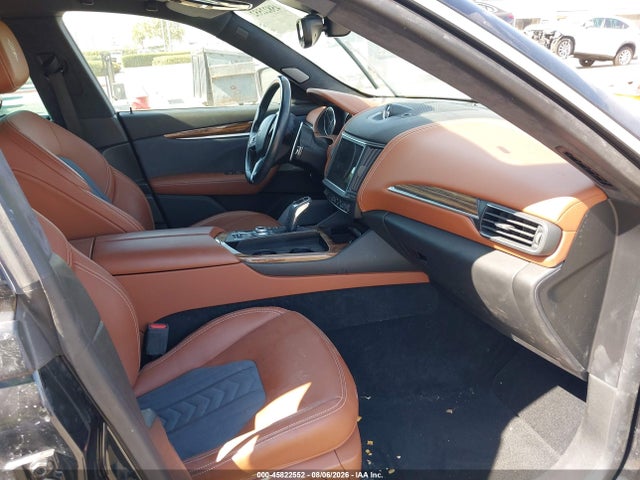 Продаж на аукціоні авто 2021 Maserati Levante S Granlusso, vin: ZN661YUL8MX365578, номер лоту: 45822552