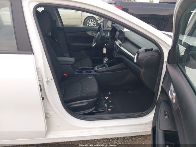 Продажа на аукционе авто 2023 Kia Forte Lxs, vin: 3KPF24AD8PE507811, номер лота: 45822595