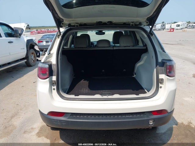 2018 Jeep Compass Limited 4x4 მანქანა იყიდება აუქციონზე, vin: 3C4NJDCB5JT223775, აუქციონის ნომერი: 45822596