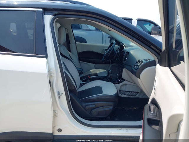 2018 Jeep Compass Limited 4x4 მანქანა იყიდება აუქციონზე, vin: 3C4NJDCB5JT223775, აუქციონის ნომერი: 45822596