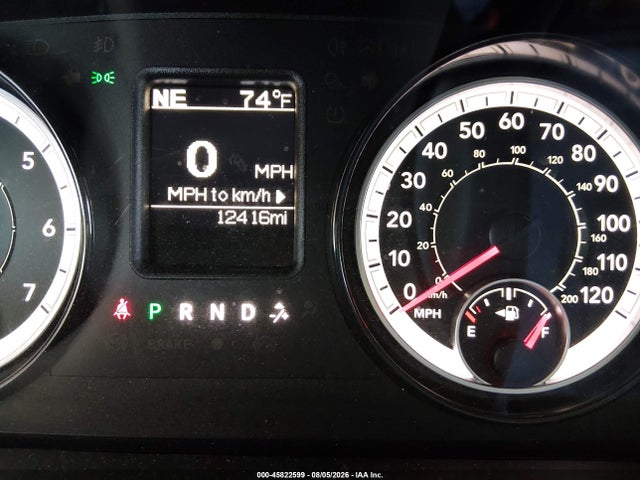 Продажа на аукционе авто 2019 Ram 1500 Classic Tradesman  4x4 6'4 Box, vin: 1C6RR7FG8KS648100, номер лота: 45822599