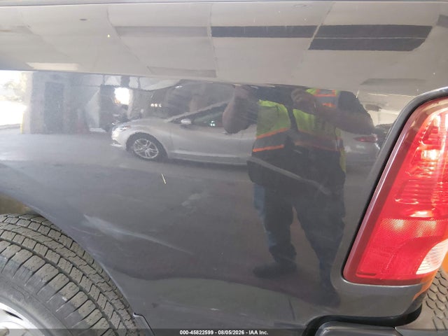 Продажа на аукционе авто 2019 Ram 1500 Classic Tradesman  4x4 6'4 Box, vin: 1C6RR7FG8KS648100, номер лота: 45822599