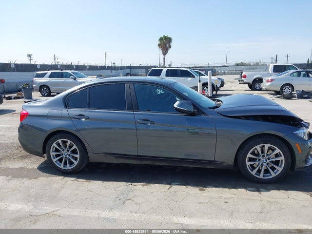 Продаж на аукціоні авто 2017 Bmw 320i, vin: WBA8A9C55HK620478, номер лоту: 45822611