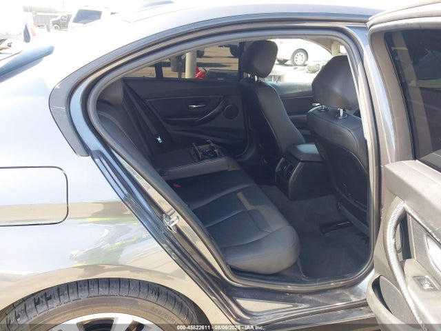 Продаж на аукціоні авто 2017 Bmw 320i, vin: WBA8A9C55HK620478, номер лоту: 45822611