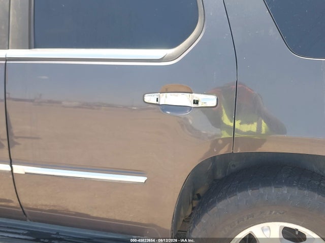 Продаж на аукціоні авто 2010 Cadillac Escalade Luxury, vin: 1GYUKBEF0AR198588, номер лоту: 45822654