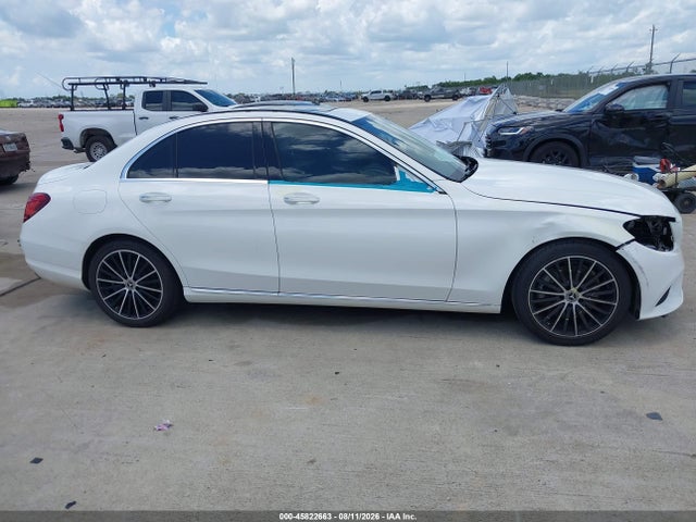 55SWF8DB9LU332557 Mercedes-Benz C 300