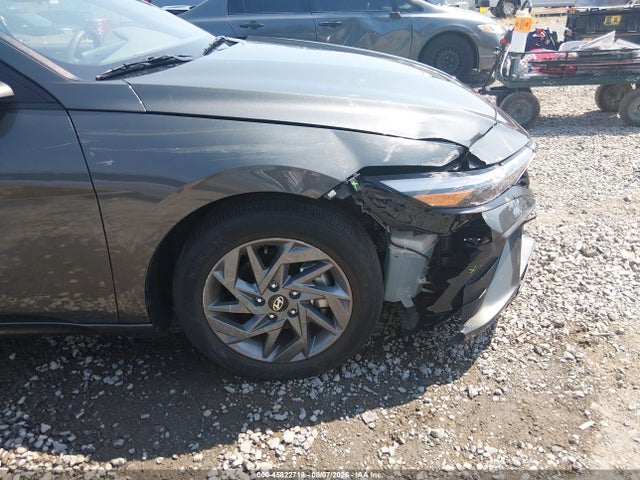 KMHLM4DG5RU677725 Hyundai ELANTRA SEL