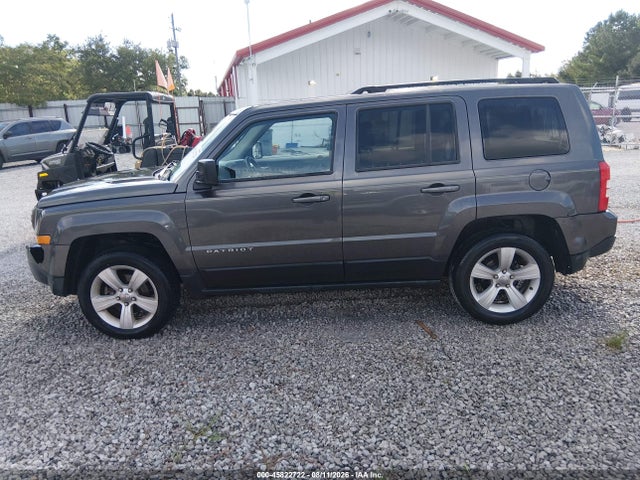 2016 Jeep Patriot Latitude მანქანა იყიდება აუქციონზე, vin: 1C4NJRFB8GD594369, აუქციონის ნომერი: 45822722
