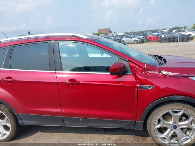 2017 Ford Escape Titanium მანქანა იყიდება აუქციონზე, vin: 1FMCU9JD1HUD18913, აუქციონის ნომერი: 45822756