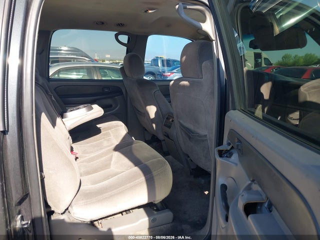 45822770 :رقم المزاد ، 3GKEC16T53G328684 vin ، 2003 Gmc Yukon Xl 1500 Sle مزاد بيع