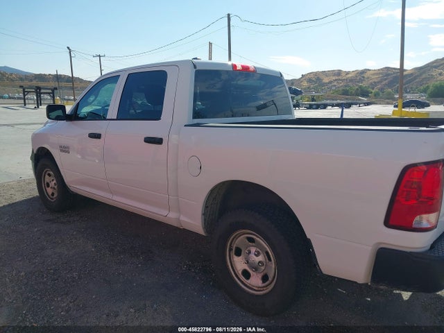 45822796 :رقم المزاد ، 1C6RR7KG8JS297211 vin ، 2018 Ram 1500 Tradesman  4x4 5'7 Box مزاد بيع