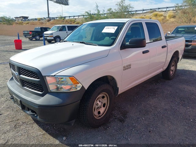 45822796 :رقم المزاد ، 1C6RR7KG8JS297211 vin ، 2018 Ram 1500 Tradesman  4x4 5'7 Box مزاد بيع