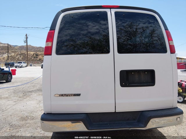 Chevrolet Express 3500 Lt 2018 1GAZGPFG4J1213456 Image 17